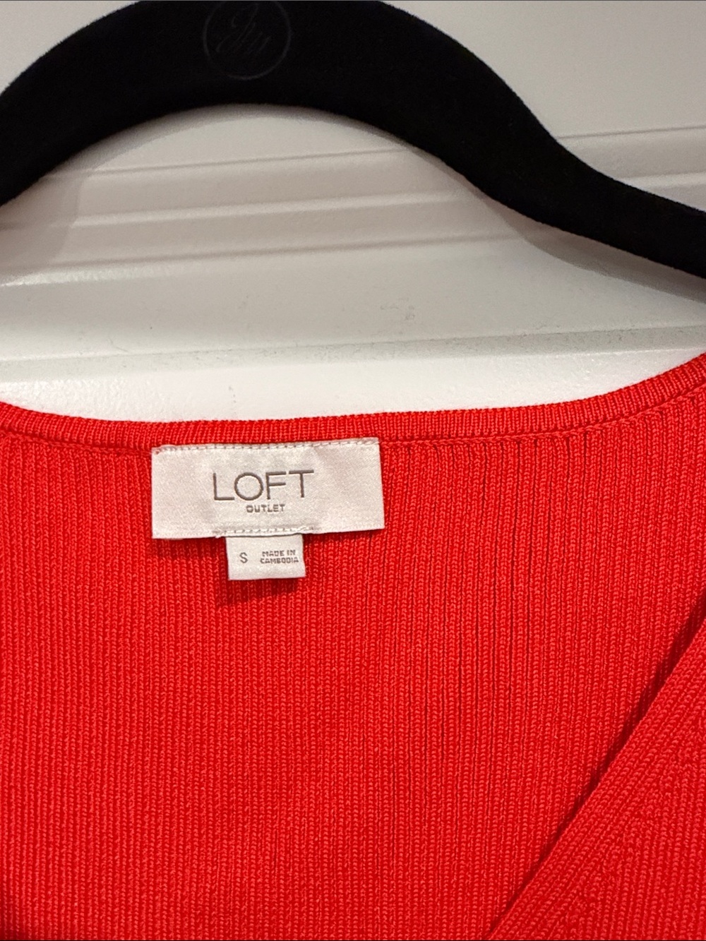 LOFT Bright Red Ribbed V-Neck Tank - Picture 3 of 3